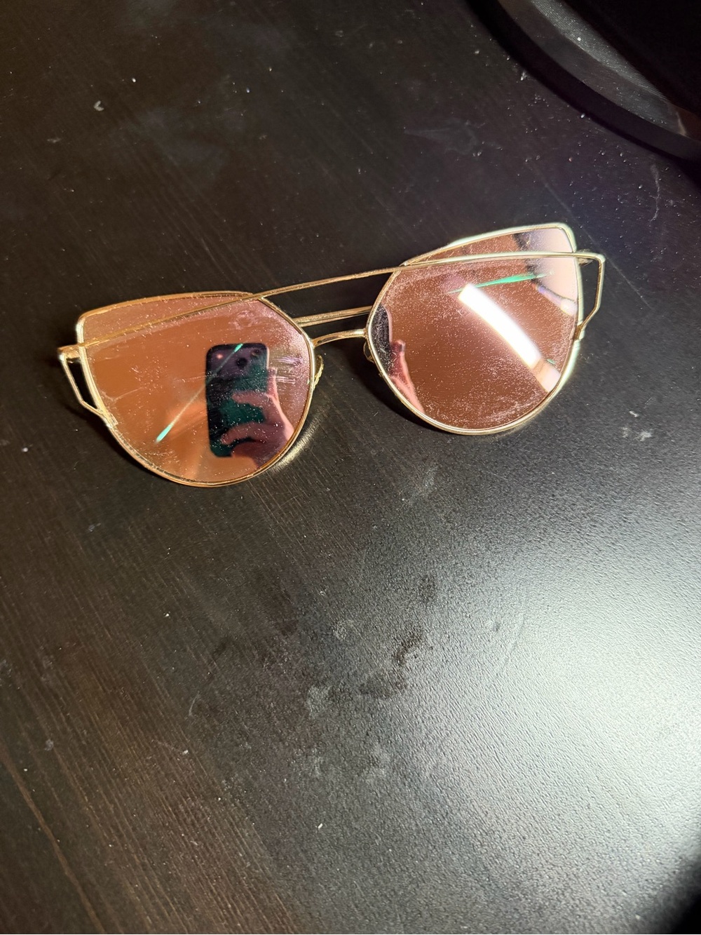 Women’s Gold Frame Sunglasses with Pink Mirrored Lenses
